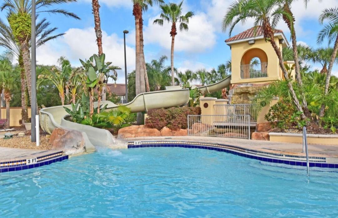 World Cup Resort Style Themed Rooms Kid Friendly Davenport Kültér fotó