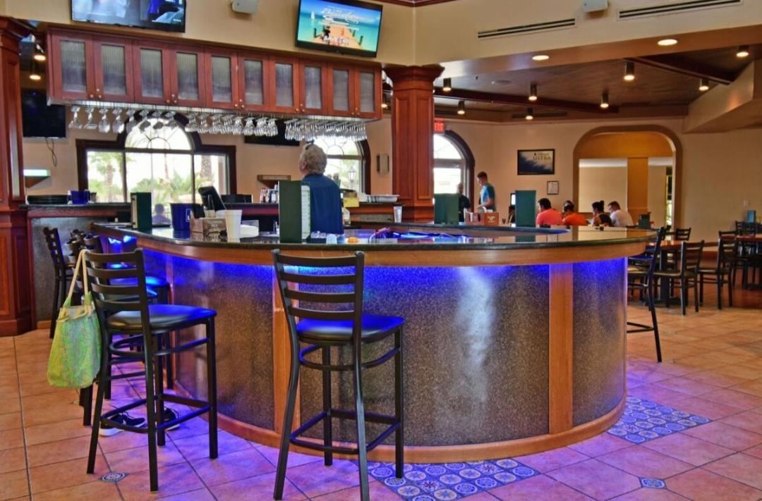 World Cup Resort Style Themed Rooms Kid Friendly Davenport Kültér fotó